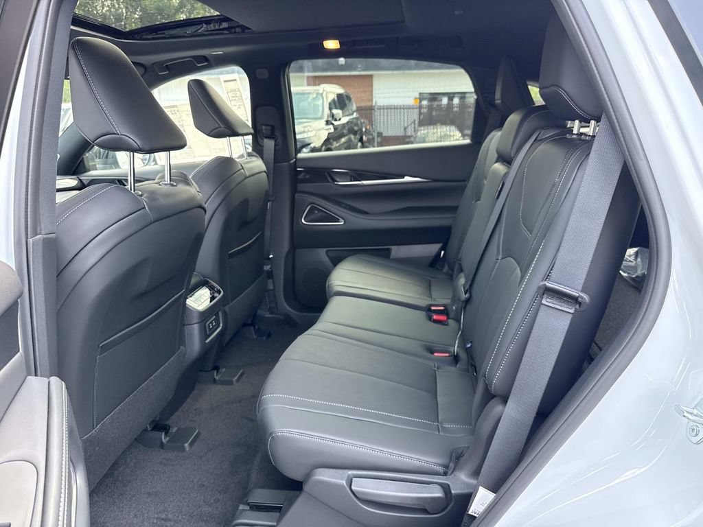 New 2027 INFINITI QX65 Sport w/ Cargo Package AWD/4WD image 17