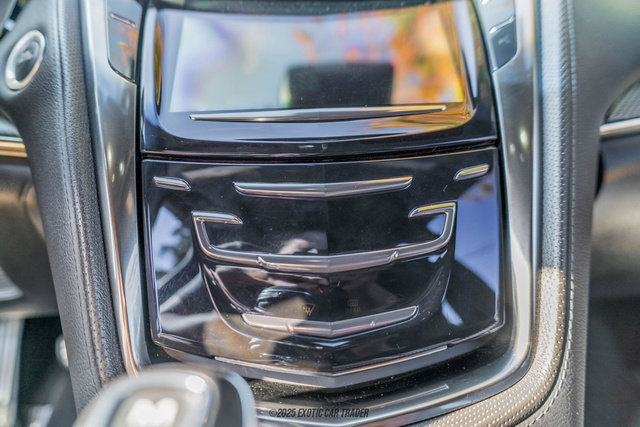 Used 2018 Cadillac CTS V w/ Luxury Package image 31