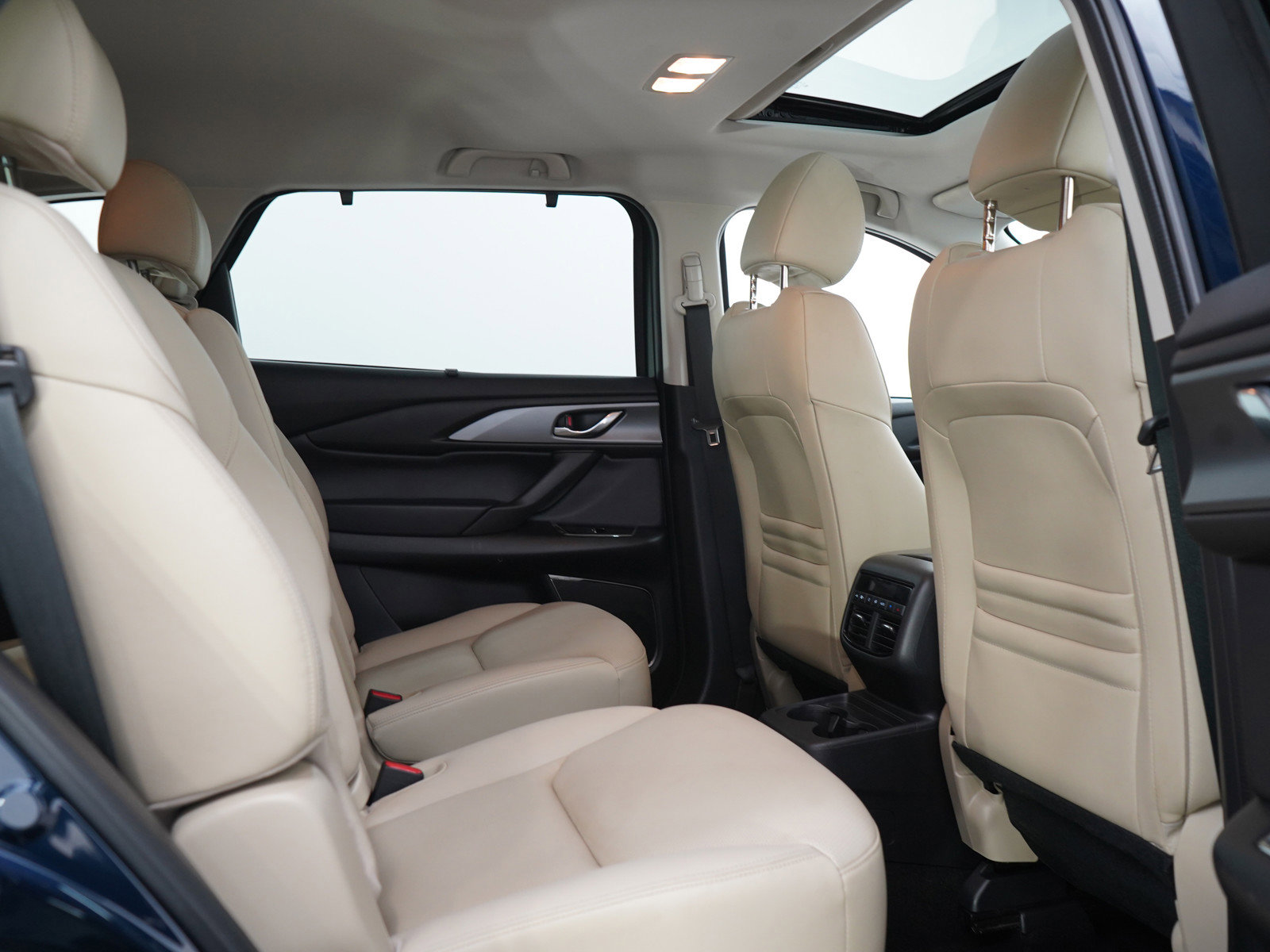 Used 2022 MAZDA CX-9 Touring w/ Touring Premium Package image 12