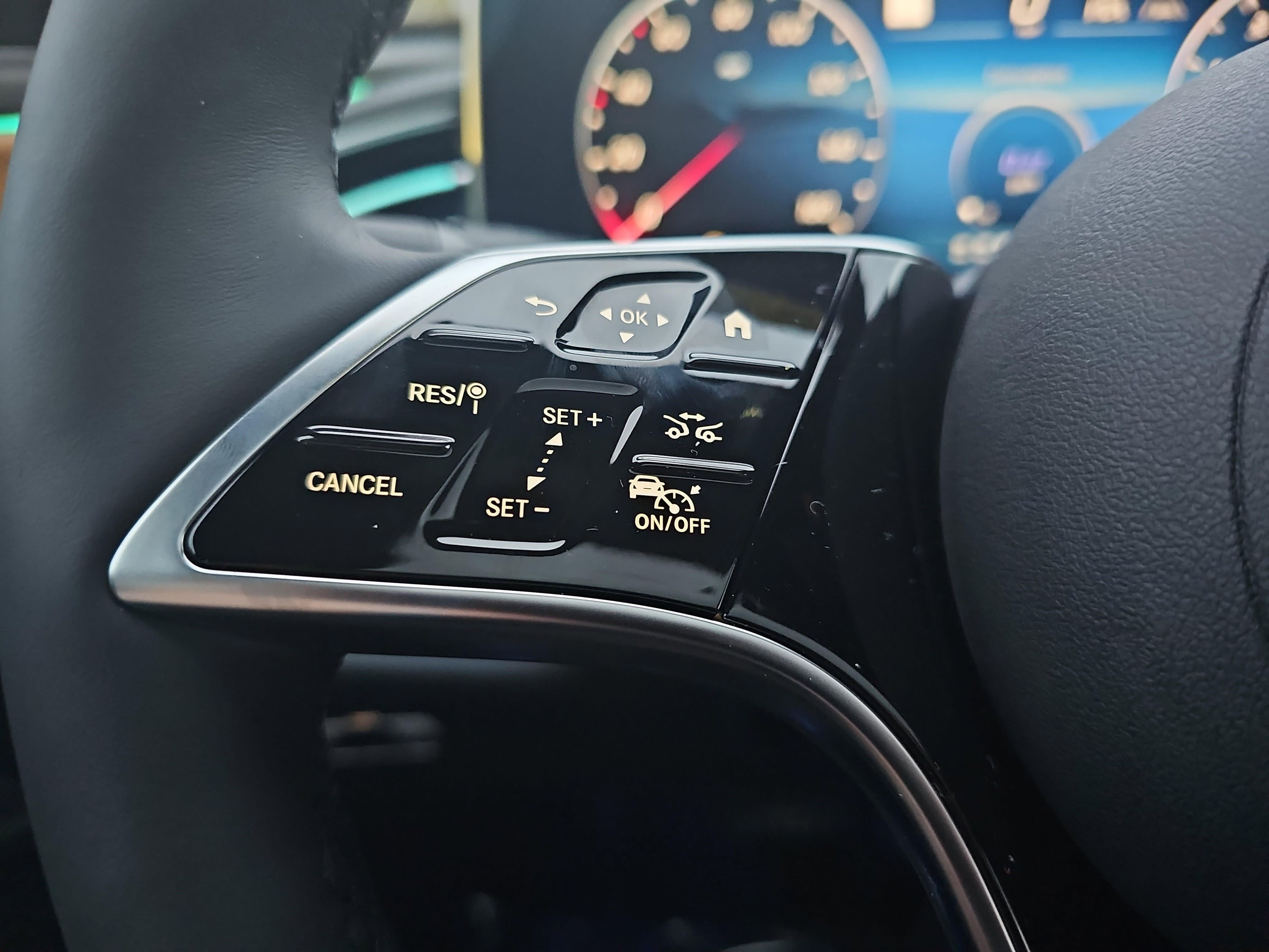 New 2026 Mercedes-Benz E 450 4MATIC All-Terrain Wagon image 18