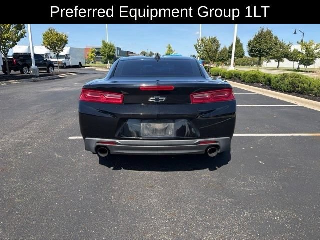 Used 2018 Chevrolet Camaro LT RWD image 4