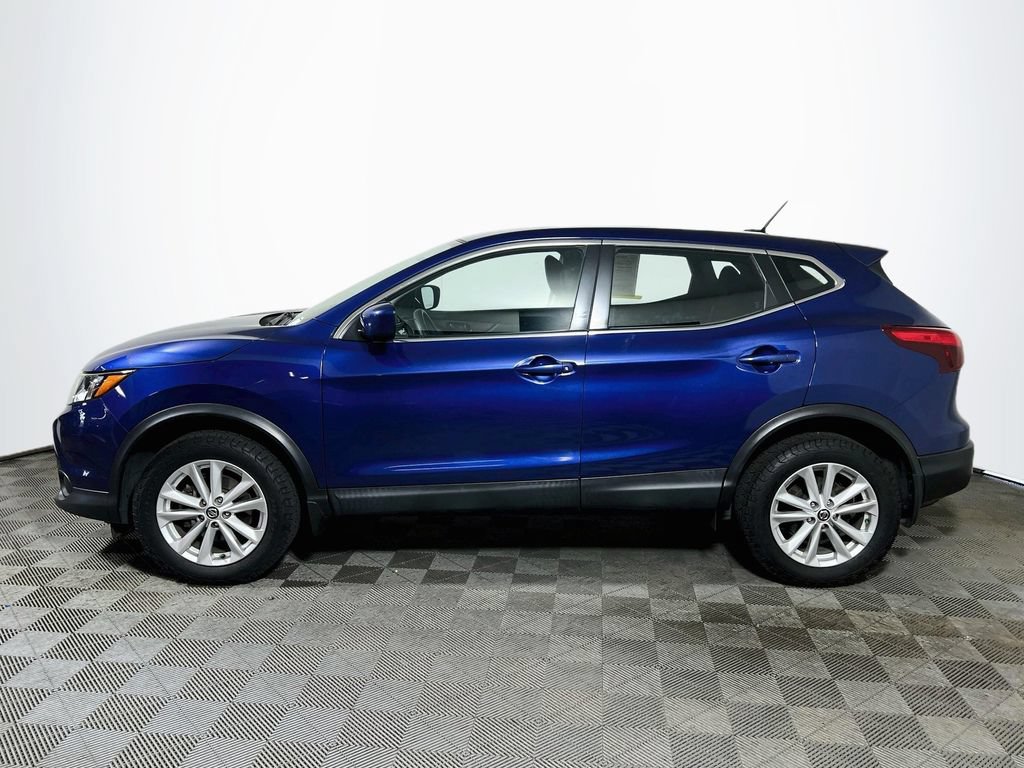 Used 2019 Nissan Rogue Sport S w/ Appearance Package FWD image 4
