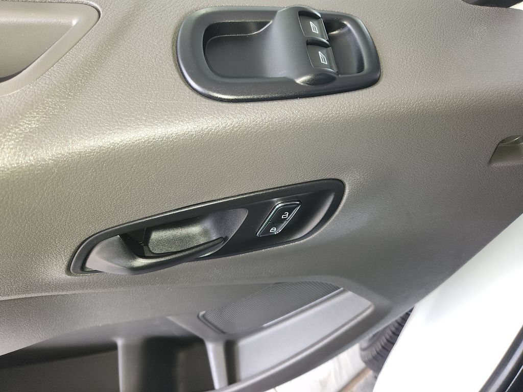 Used 2022 Ford Transit 350 DRW RWD image 33