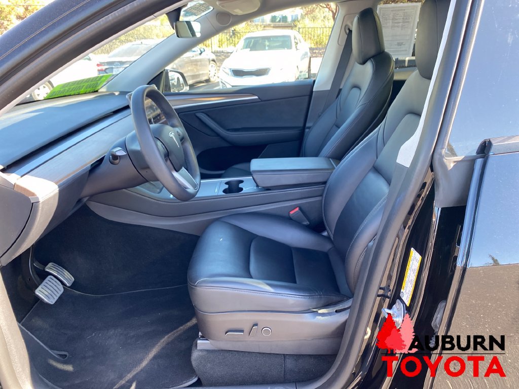 Used 2023 Tesla Model Y Long Range AWD/4WD image 11