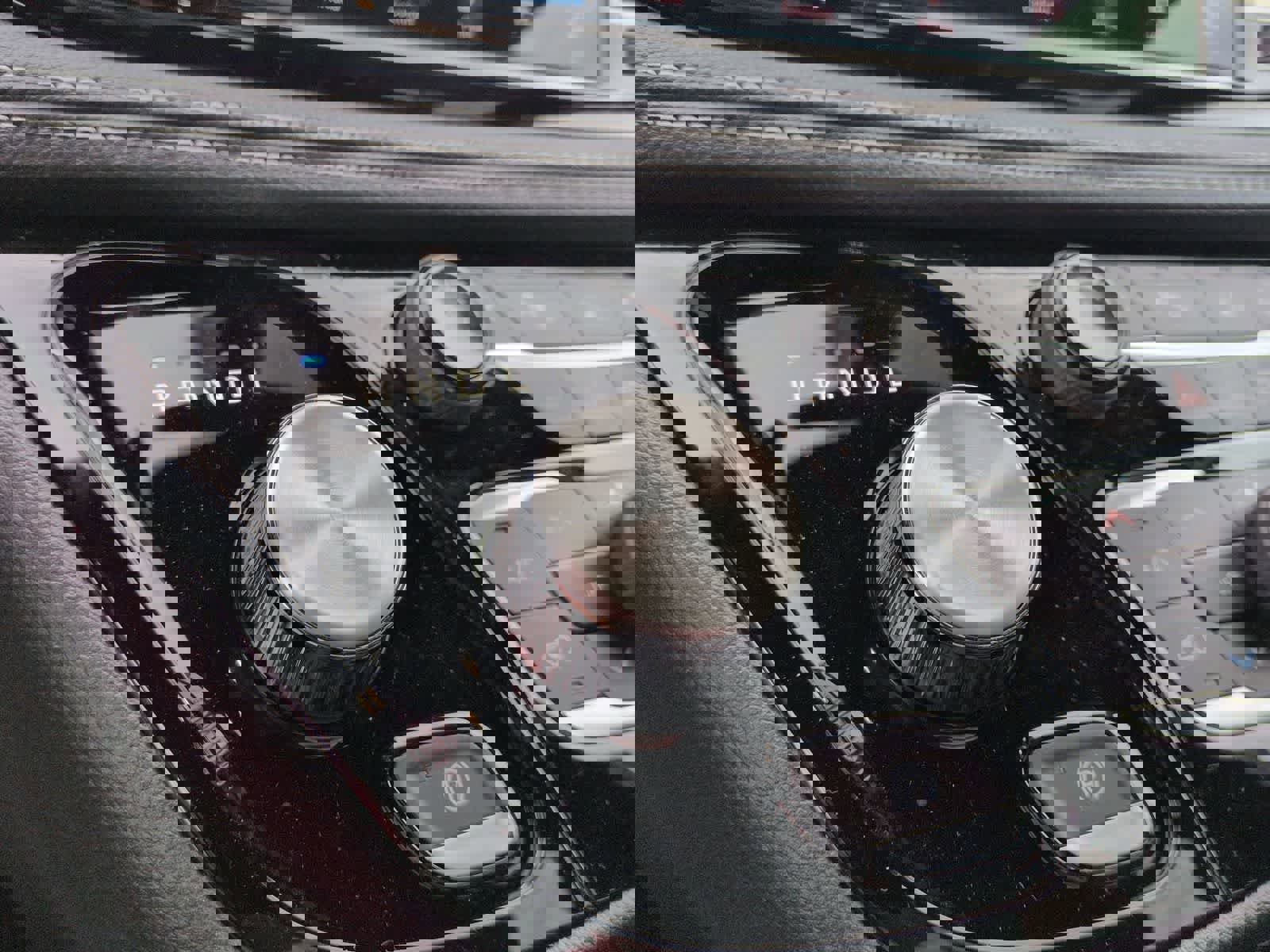 New 2026 Chrysler Pacifica Select image 29