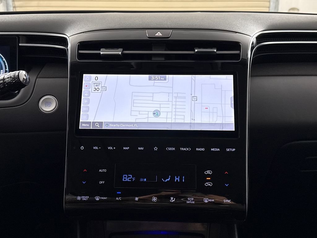 Used 2024 Hyundai Tucson Limited image 19