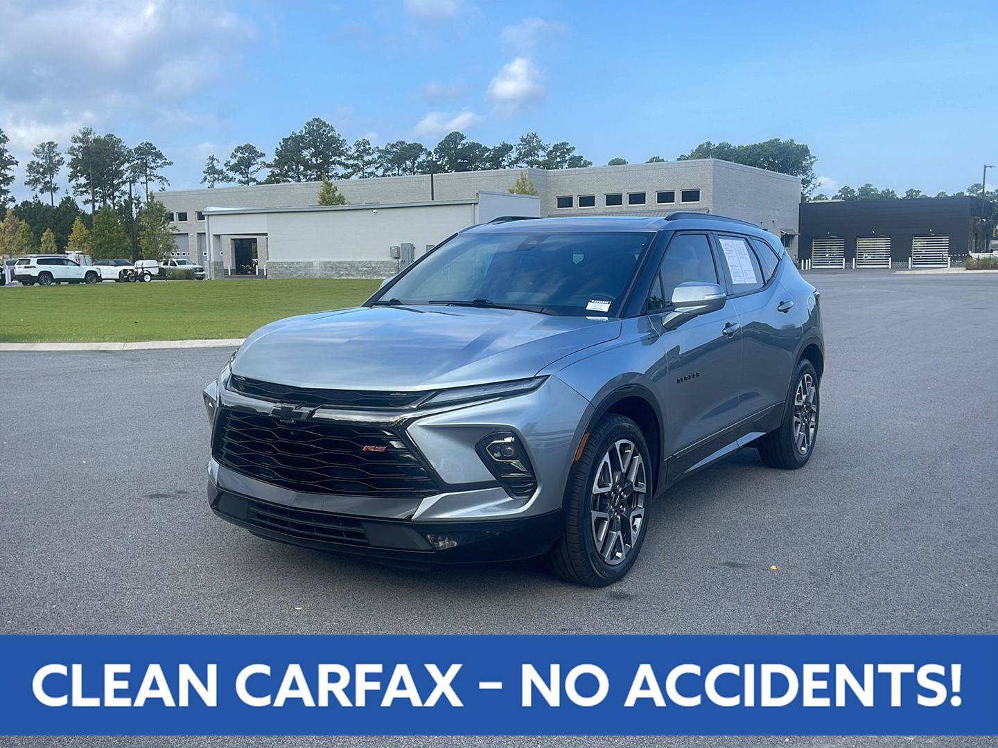 Used 2024 Chevrolet Blazer RS w/ Driver Confidence II Package FWD image 3