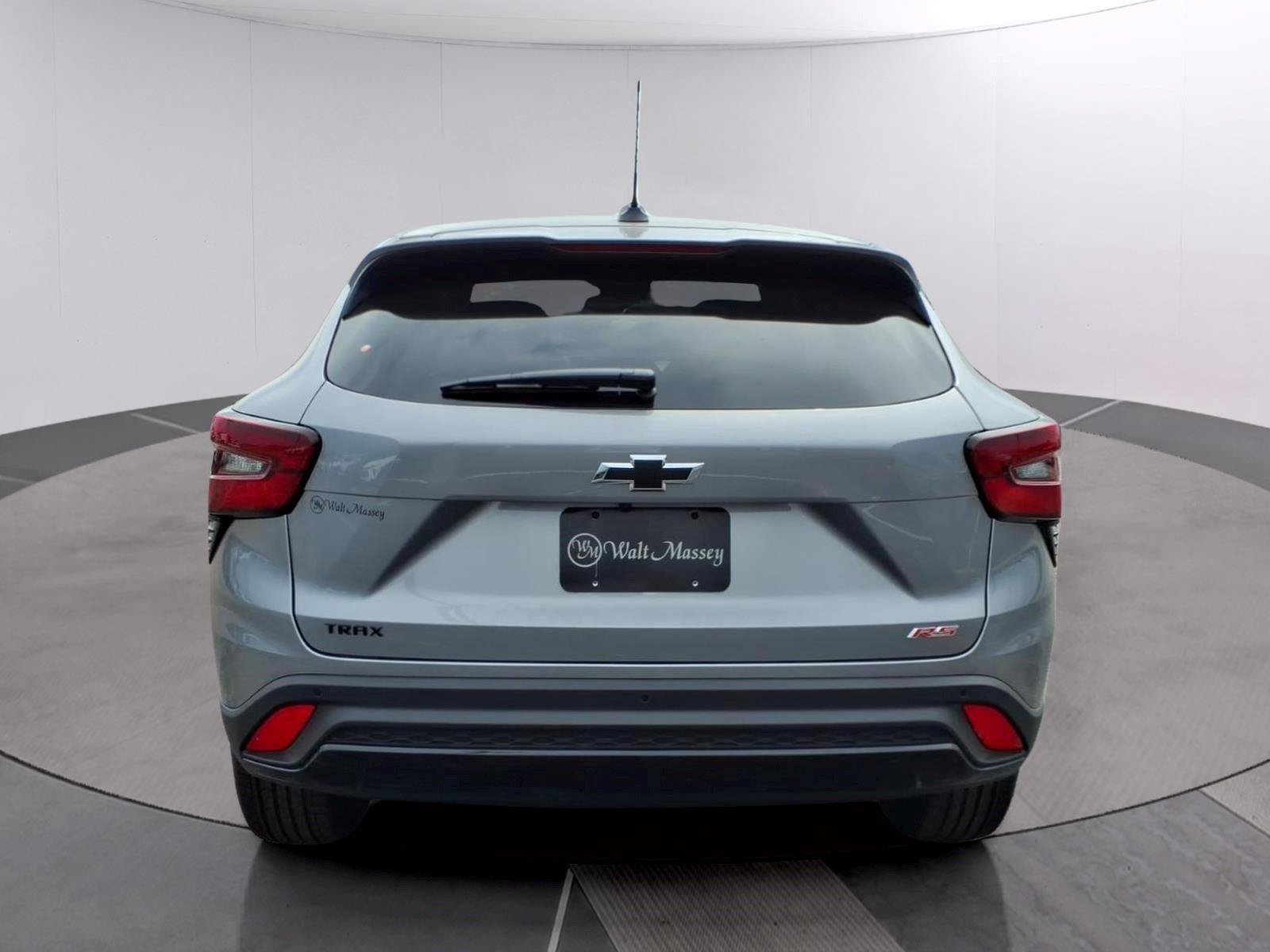 New 2026 Chevrolet Trax RS w/ Sunroof Package FWD image 4