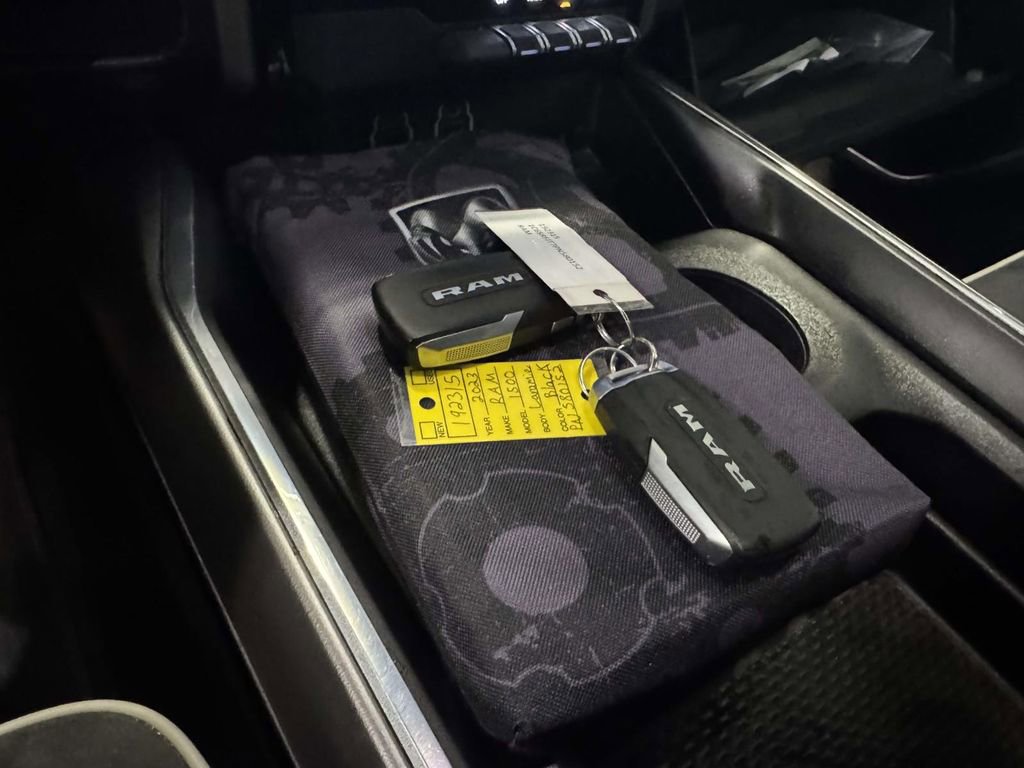 Used 2023 RAM 1500 Laramie AWD/4WD image 34