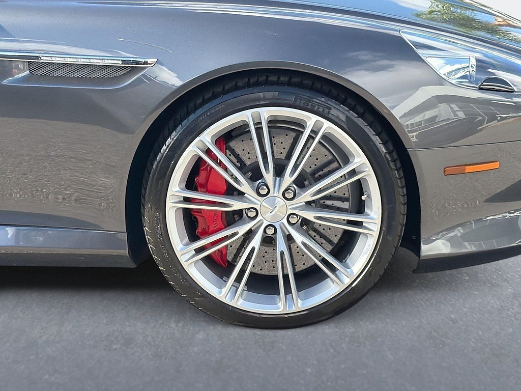 Used 2015 Aston Martin DB9 Coupe RWD image 29