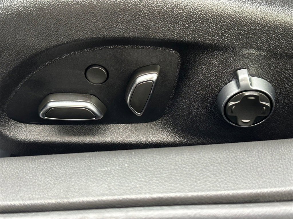 Certified 2025 Cadillac CT4 Sport w/ Climate Package image 22