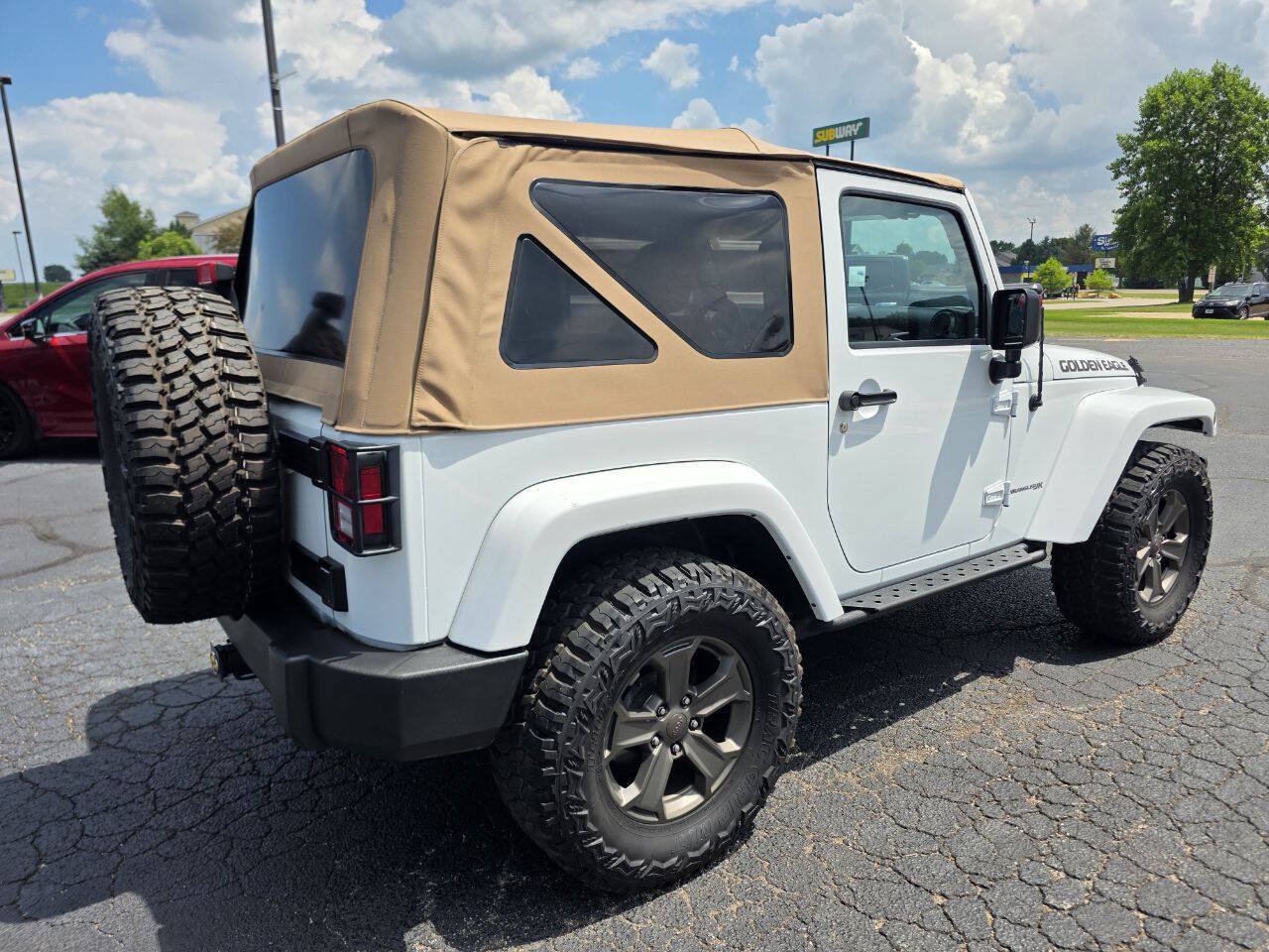 Used 2018 Jeep Wrangler Sport AWD/4WD image 6