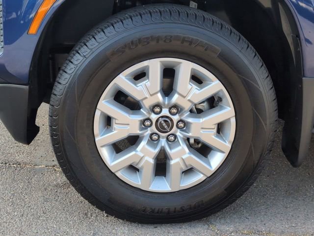 Used 2023 Nissan Frontier SV w/ SV Convenience Package RWD image 30