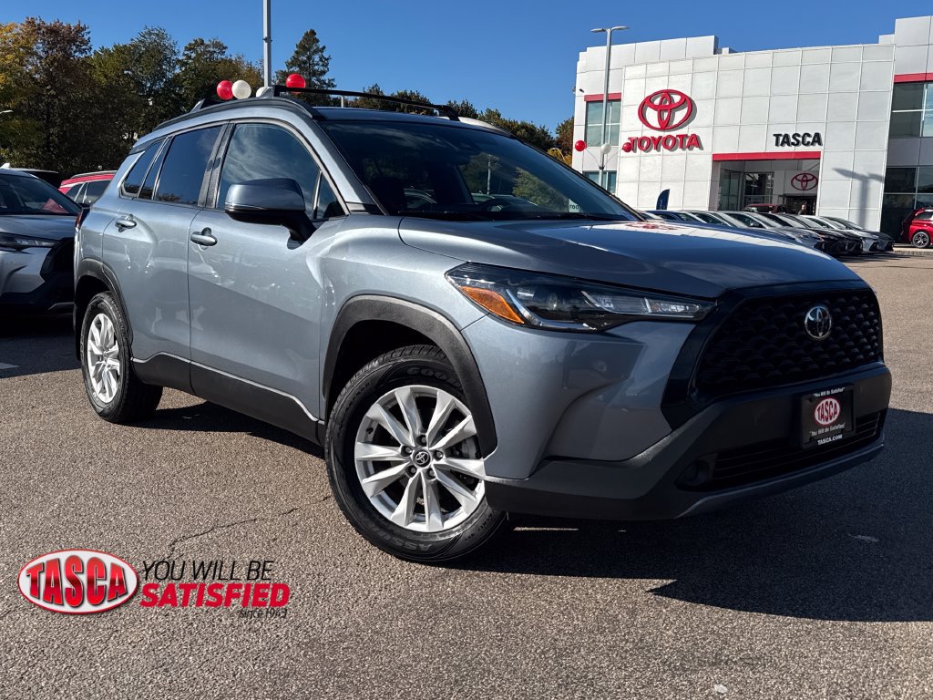 Used 2022 Toyota Corolla Cross LE w/ Moonroof Package AWD/4WD 360° Tour
