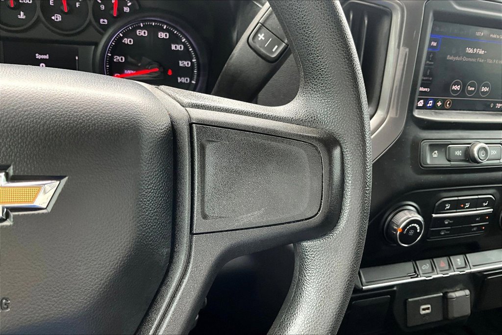 Used 2020 Chevrolet Silverado 1500 Custom w/ Custom Value Package AWD/4WD image 21