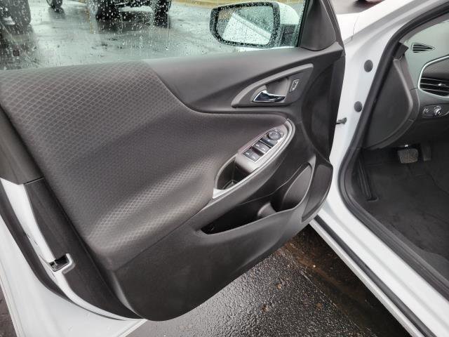 Used 2023 Chevrolet Malibu RS image 6