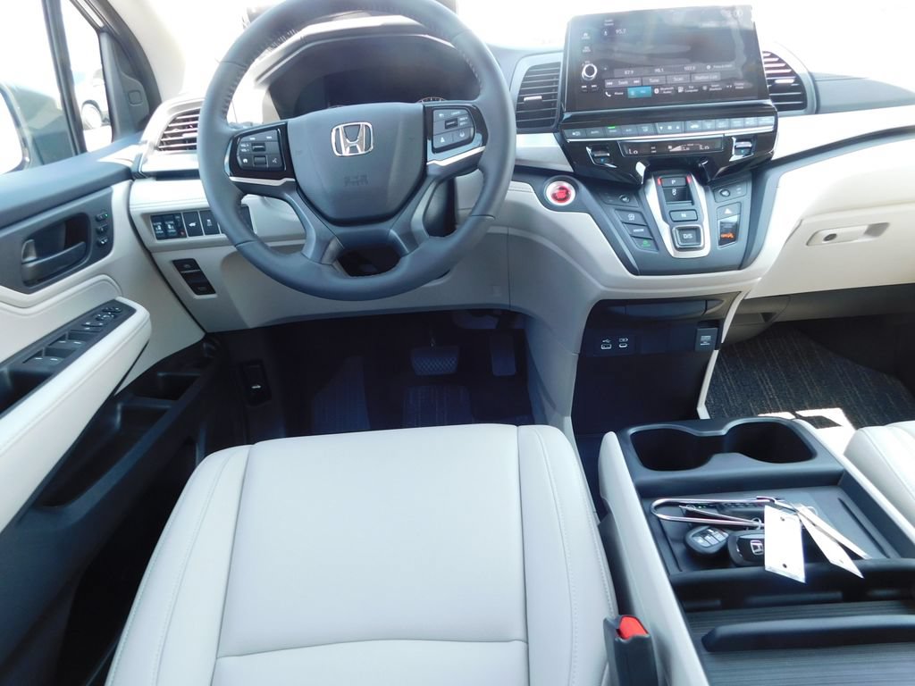 New 2027 Honda Odyssey EX-L image 17