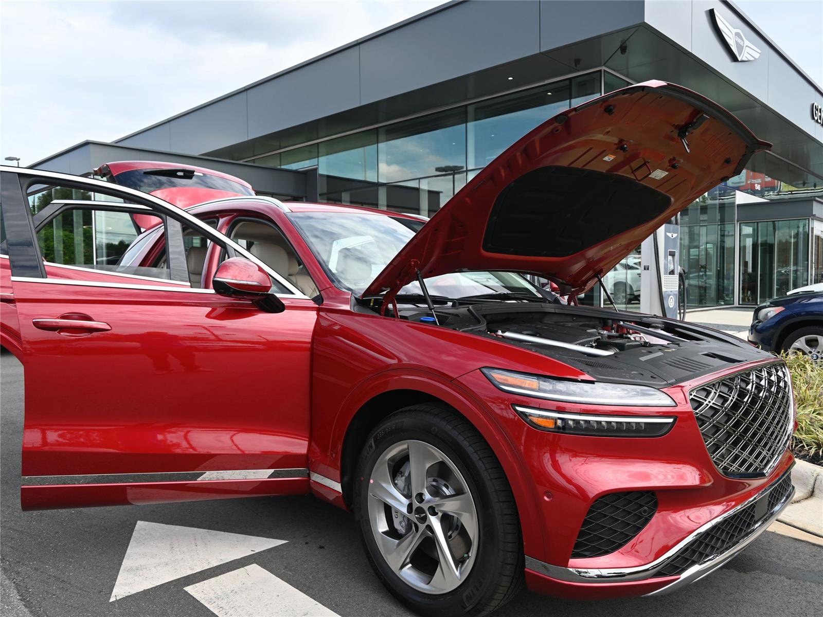 New 2026 Genesis GV70 2.5T Advanced image 13