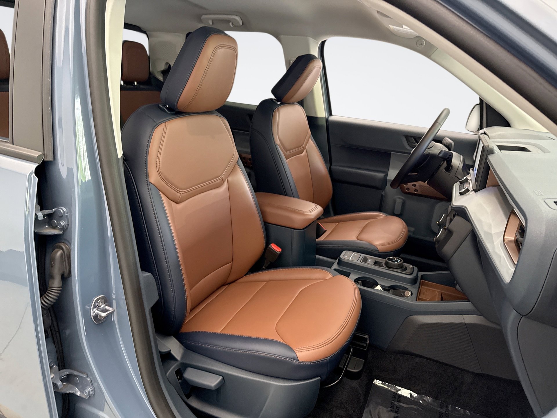 Used 2024 Ford Maverick Lariat w/ 4K Tow Package AWD/4WD image 17