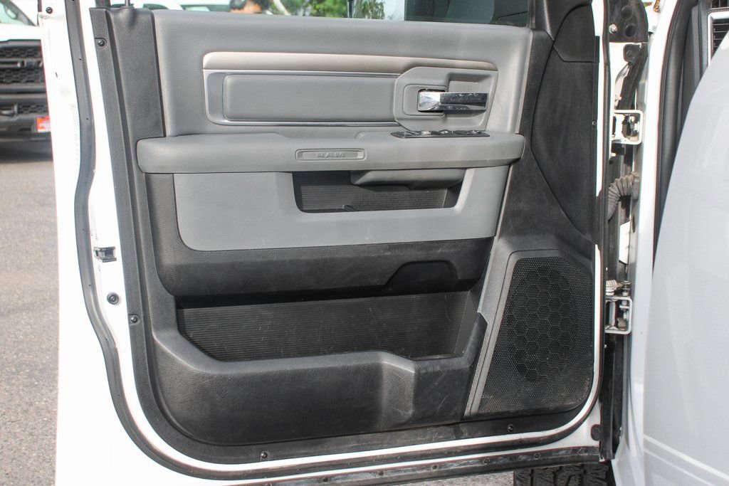 Used 2018 RAM 2500 SLT AWD/4WD image 14
