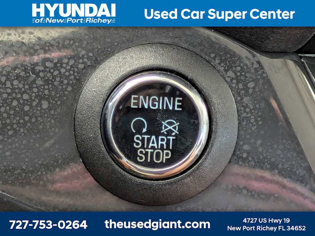 Used 2016 Ford Escape Titanium w/ Equipment Group 301A AWD/4WD image 40