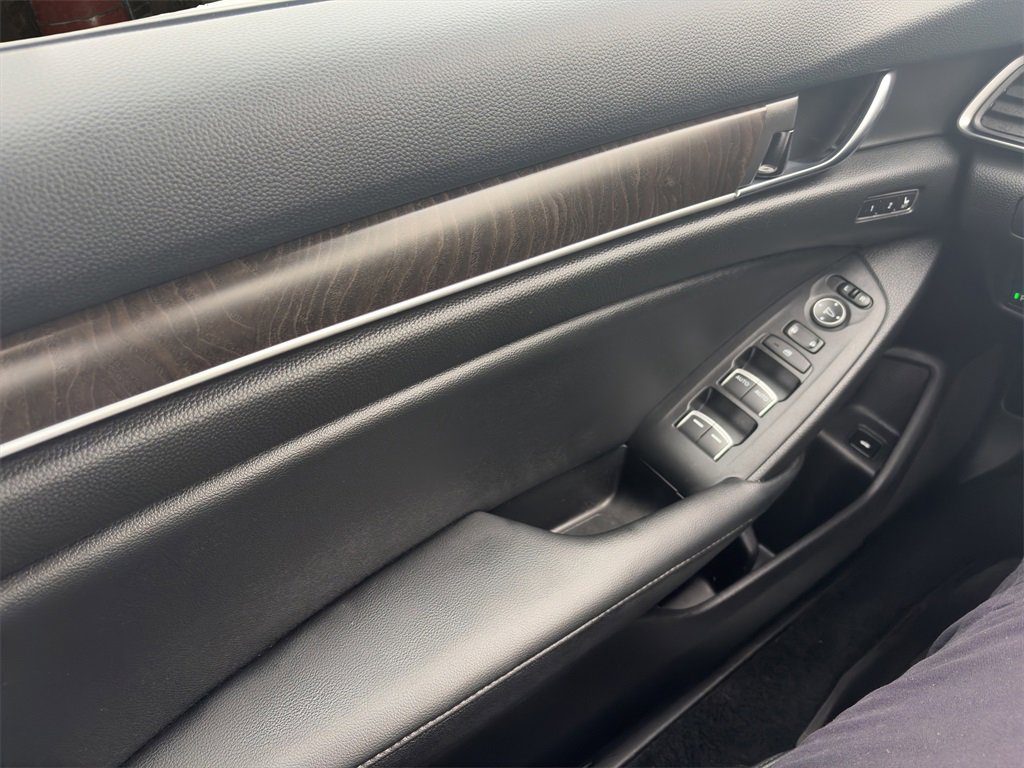 Used 2022 Honda Accord EX-L image 17