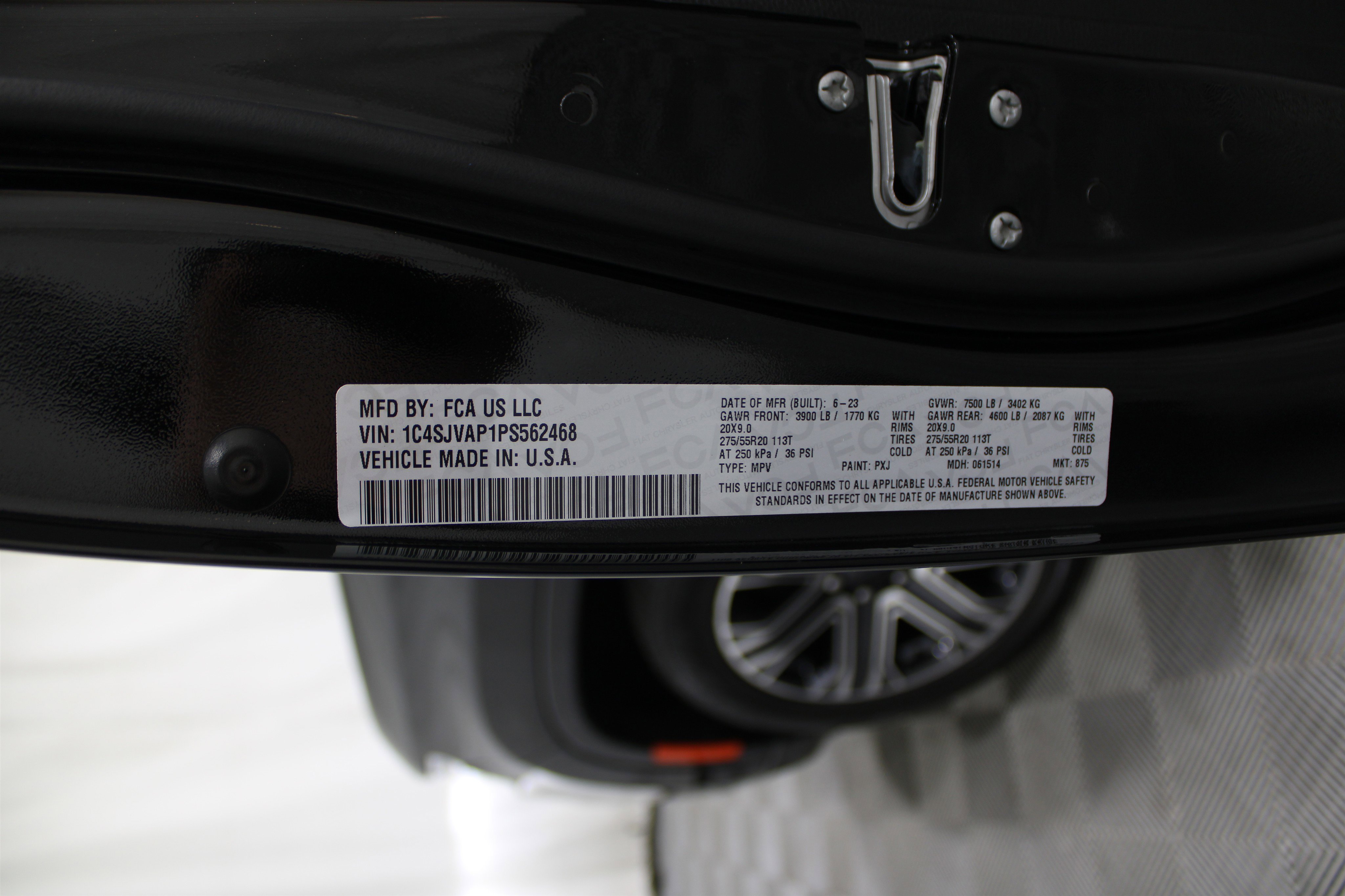 Used 2023 Jeep Wagoneer 4WD w/ Premium Group I image 45