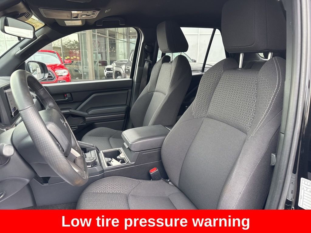 Certified 2025 Toyota 4Runner SR5 AWD/4WD image 15
