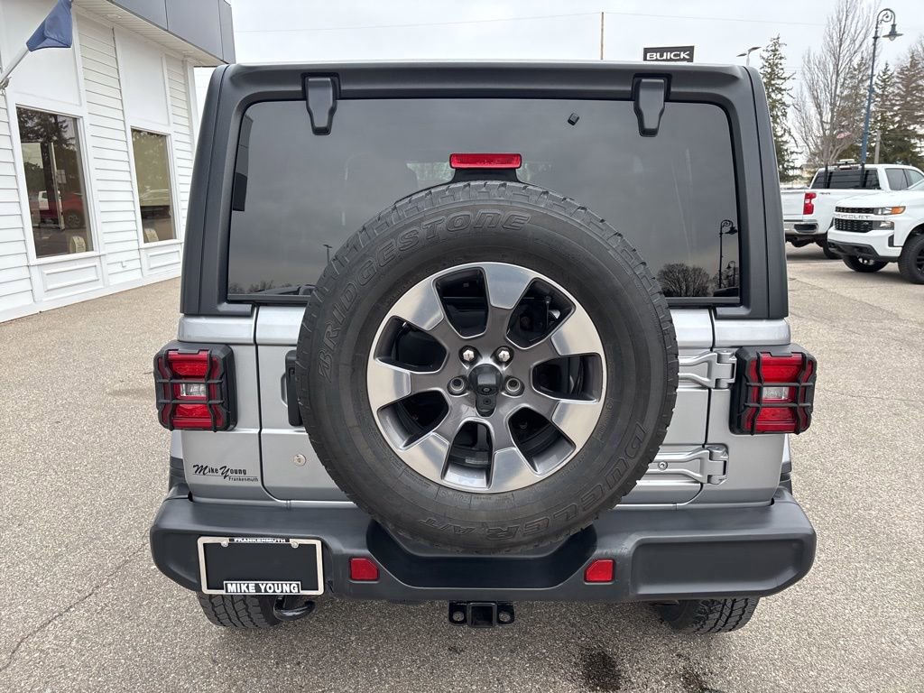 Used 2018 Jeep Wrangler Unlimited Sahara w/ Uconnect 4C Nav & Sound Group image 6