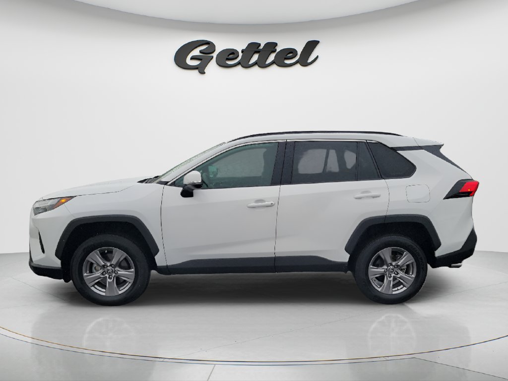 Used 2023 Toyota RAV4 XLE FWD image 8