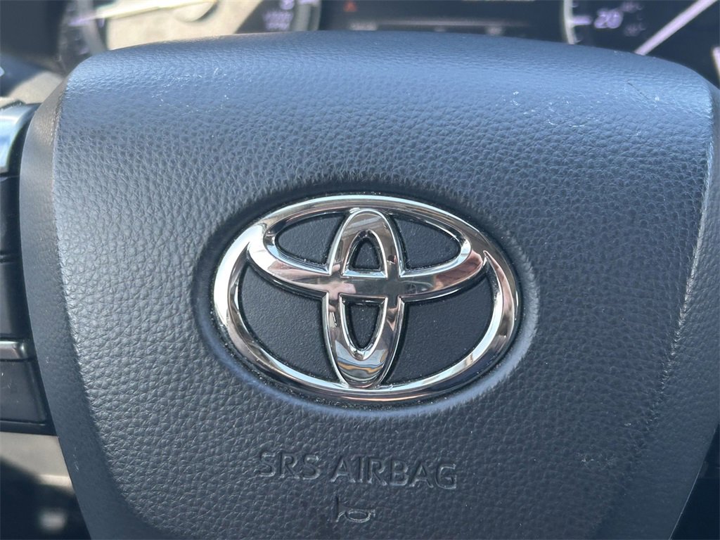 Used 2020 Toyota Highlander Limited image 42