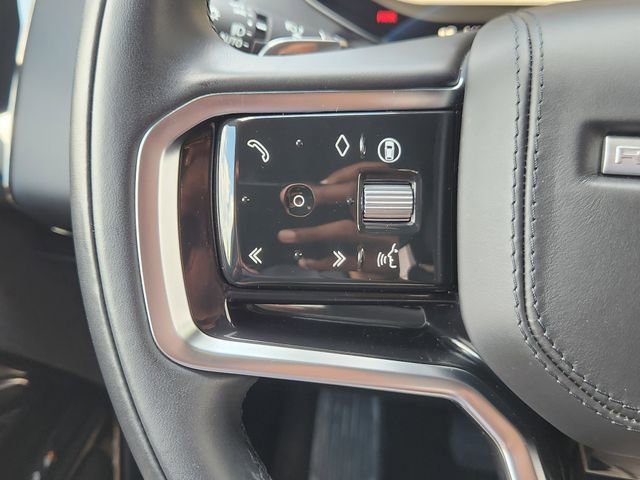 Used 2025 Land Rover Range Rover Sport SE image 27