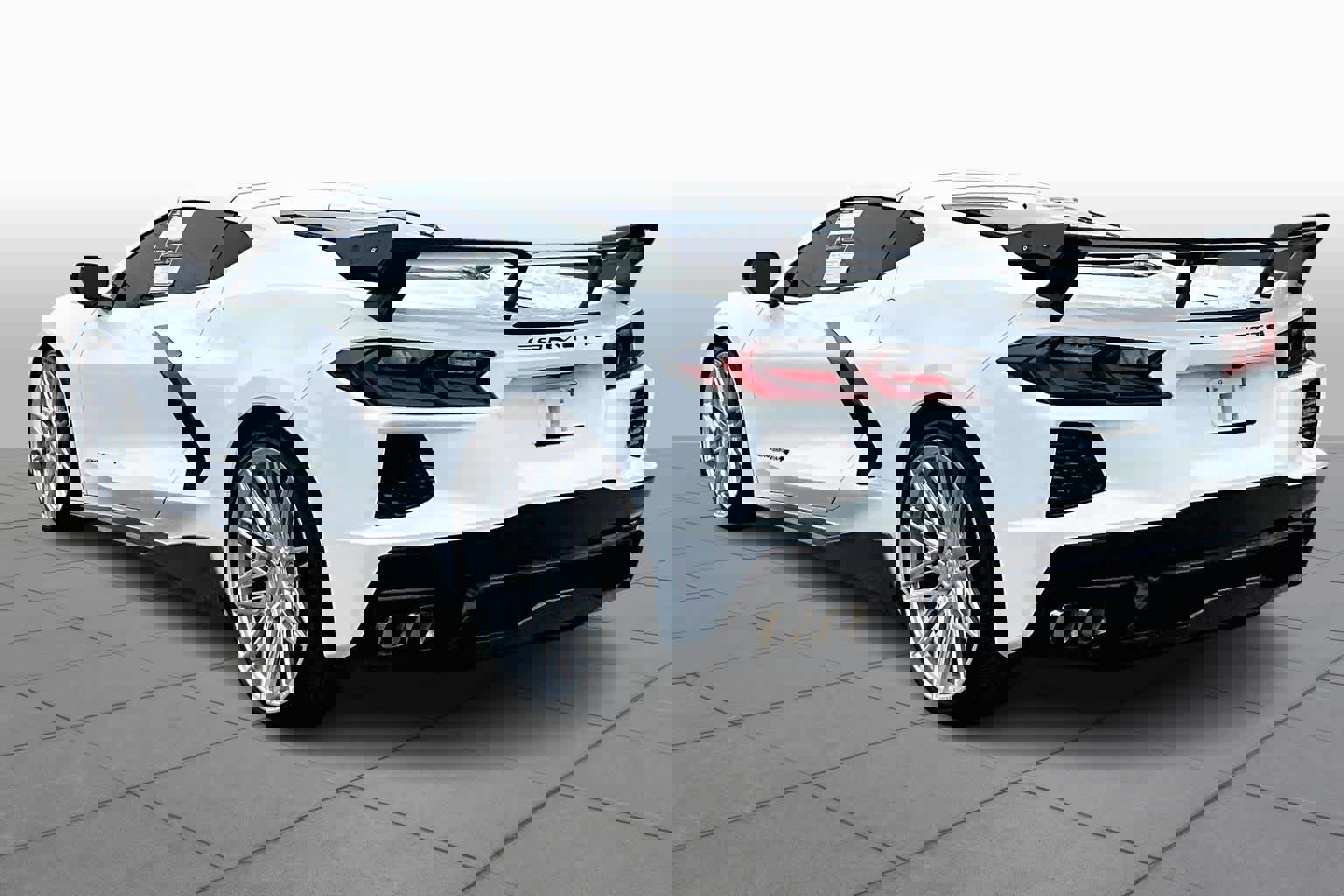 Used 2023 Chevrolet Corvette 2LT w/ Z51 Performance Package image 11