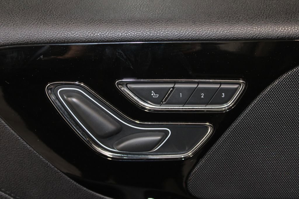 Used 2022 Lincoln Aviator Reserve w/ Equipment Group 201A AWD/4WD image 21