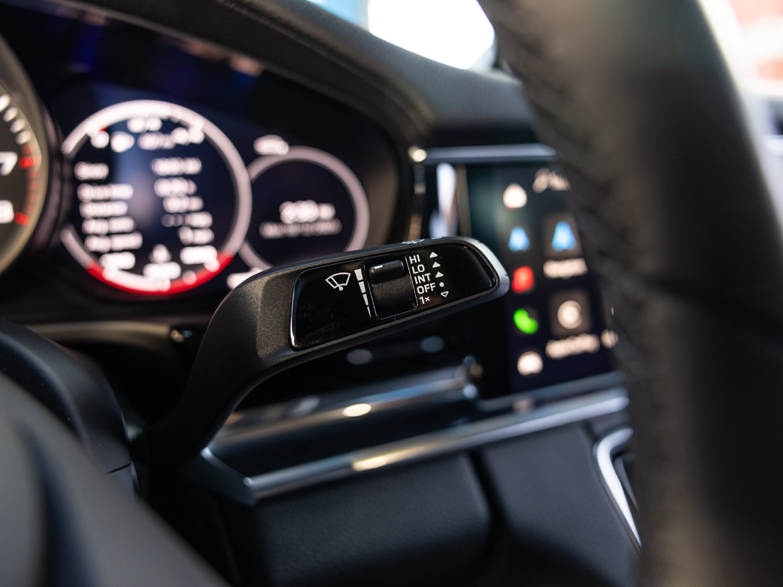 Certified 2022 Porsche Panamera 4S AWD/4WD image 33