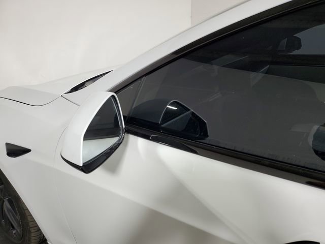 Used 2021 Tesla Model S Plaid image 29
