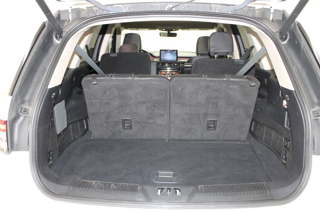 Used 2023 Lincoln Aviator Reserve w/ Jet Appearance Package image 14