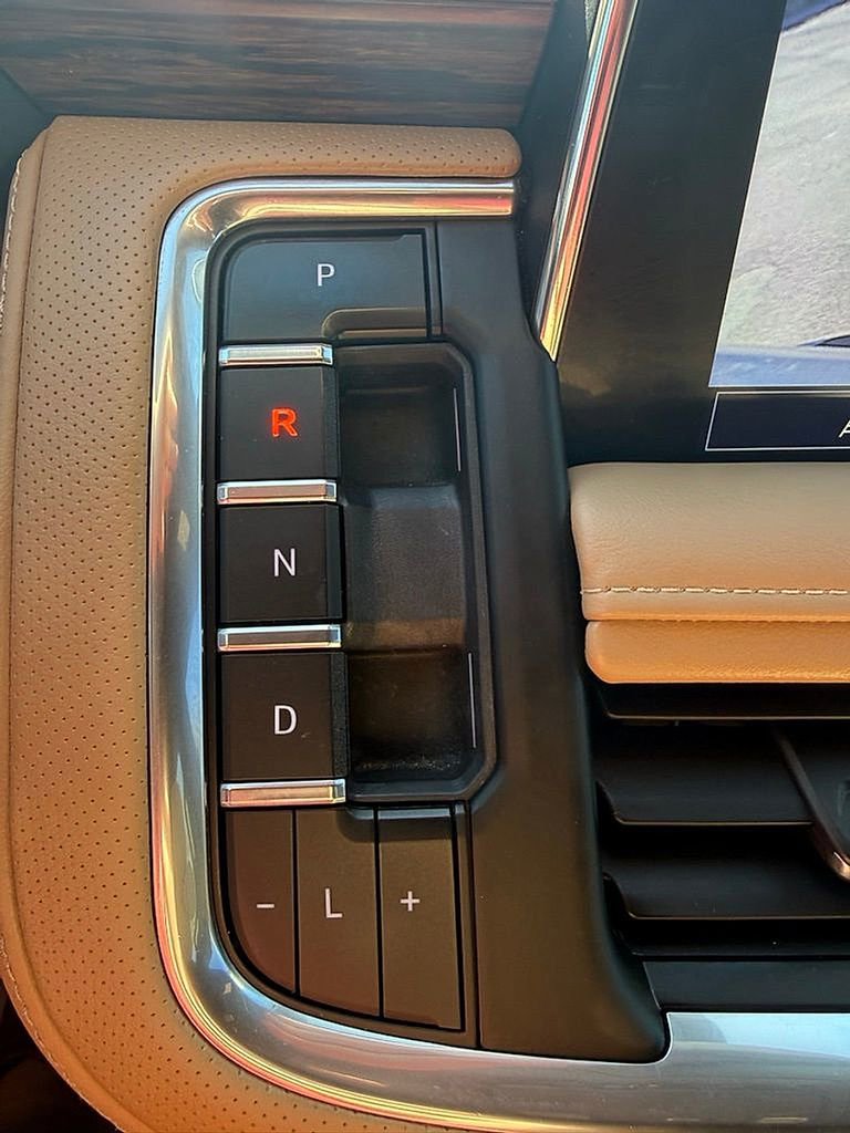 Used 2021 Chevrolet Tahoe Premier image 26