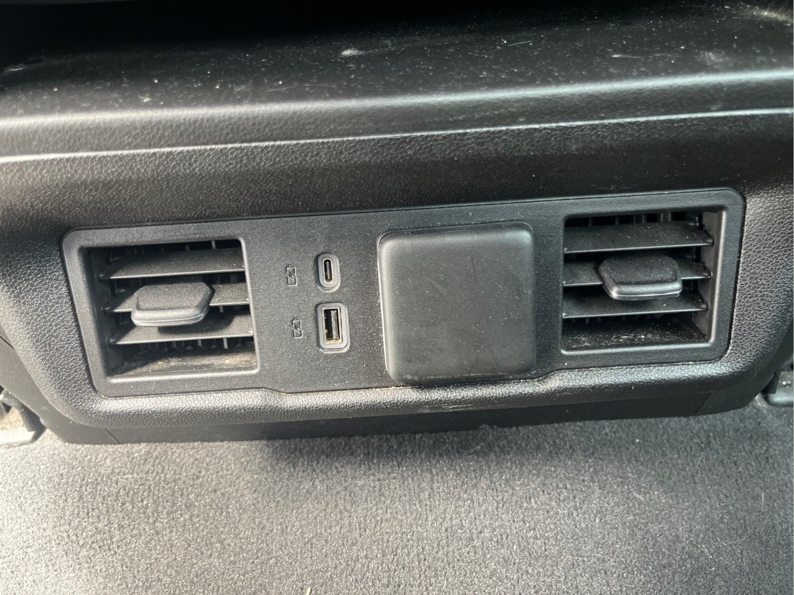 Used 2024 GMC Sierra 1500 SLE RWD image 35