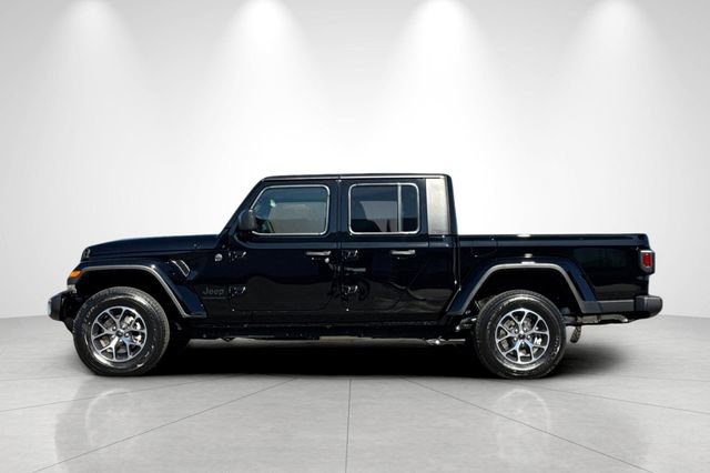 New 2025 Jeep Gladiator Sport AWD/4WD image 7