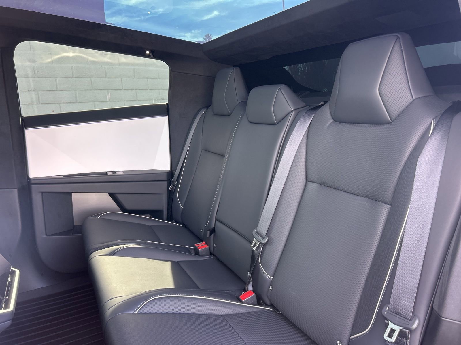 Used 2024 Tesla Cybertruck Cyberbeast image 10