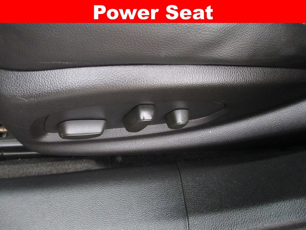 Used 2015 Chevrolet Impala LT image 20