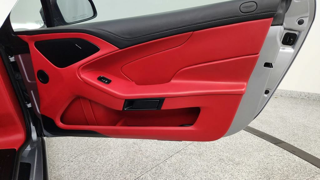 Used 2014 Aston Martin Vanquish Coupe RWD image 78