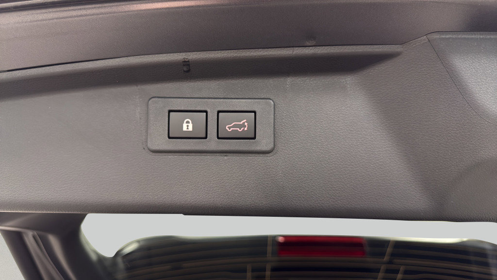 Certified 2025 Subaru Outback Onyx Edition image 36