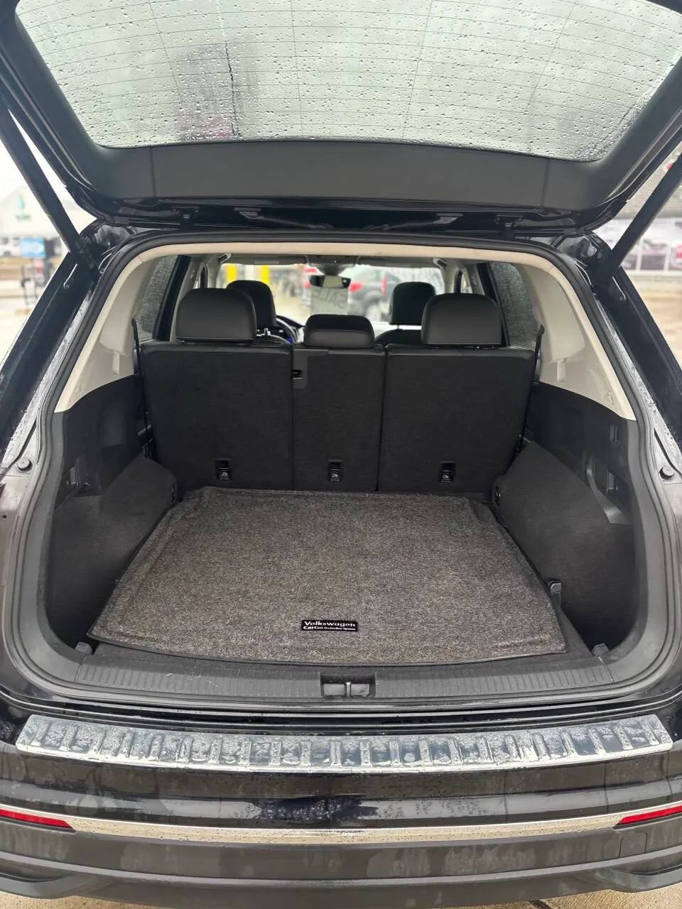 Used 2022 Volkswagen Tiguan SE w/ Panoramic Sunroof Package AWD/4WD image 21