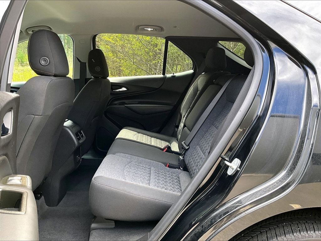 Used 2023 Chevrolet Equinox LT AWD/4WD image 16