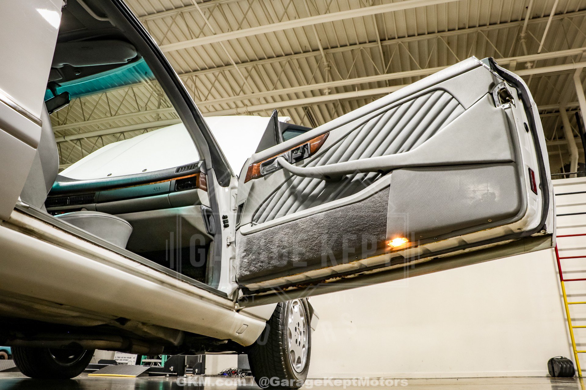 Used 1991 Mercedes-Benz 560 SEC image 69
