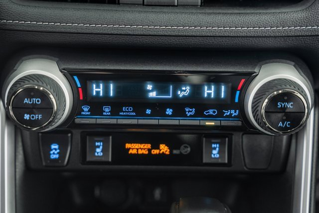 Certified 2022 Toyota RAV4 XLE Premium image 26