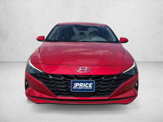 Used 2023 Hyundai Elantra SEL w/ Convenience Package FWD image 2