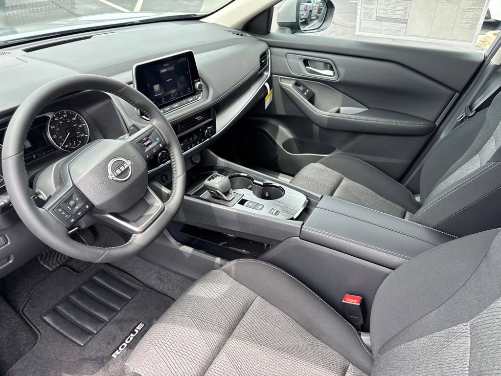 New 2026 Nissan Rogue SV w/ Cold Weather Package FWD image 10